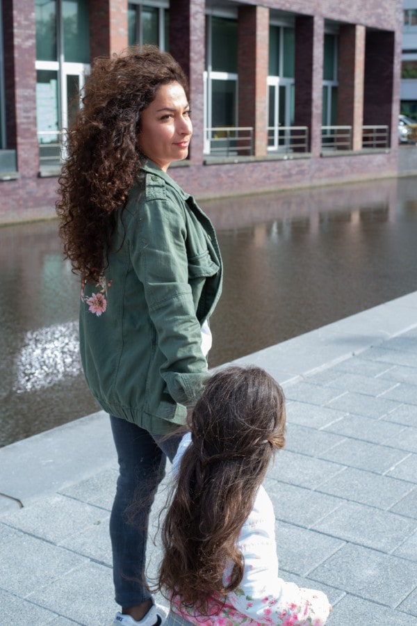 Asra en dochter
