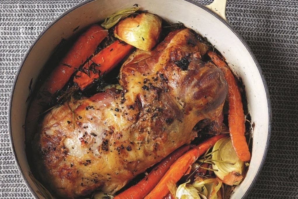 lamsvlees met peen en zoete uit de braadpan